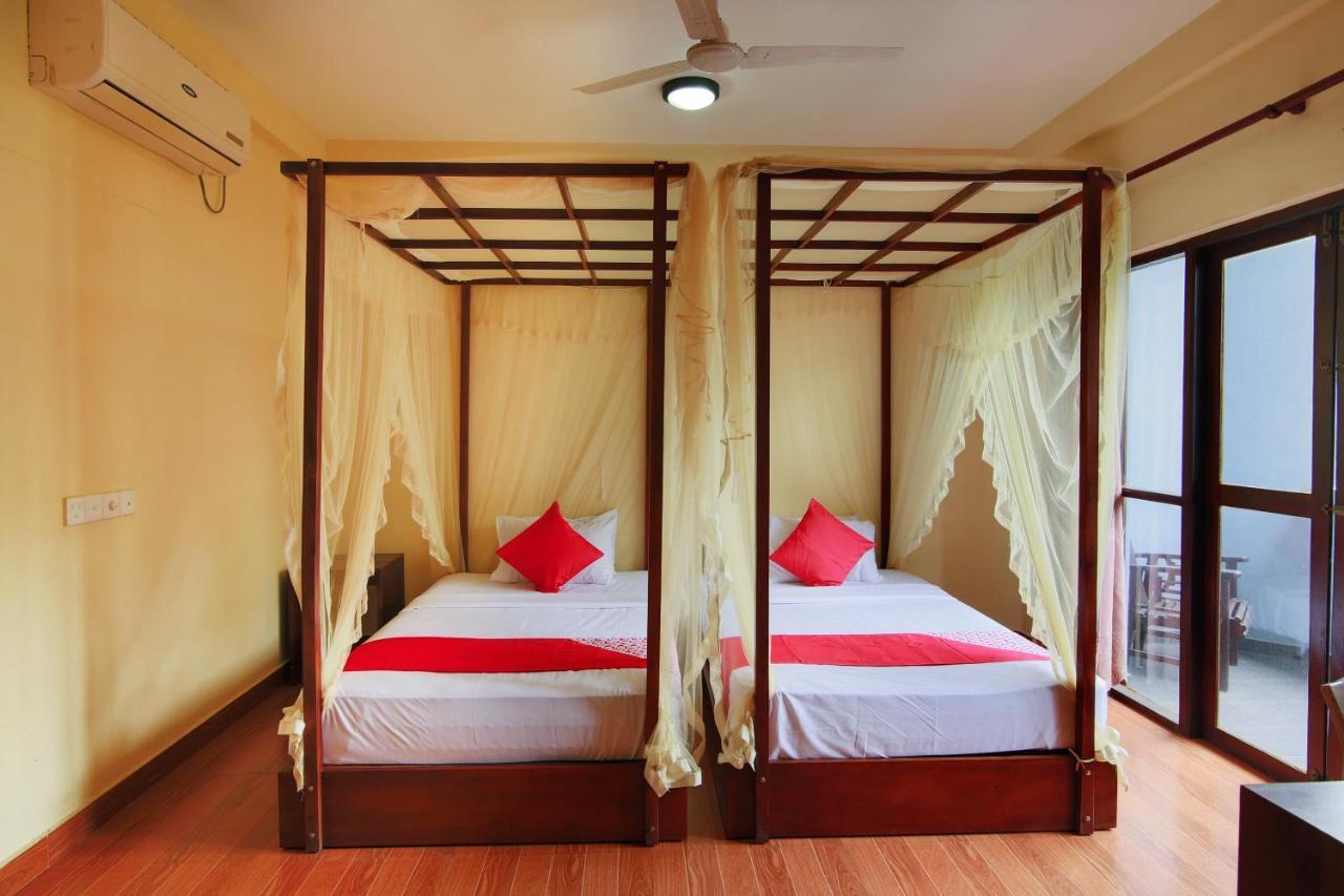 Oyo 553 Polhena Bay Resort Matara Exterior photo